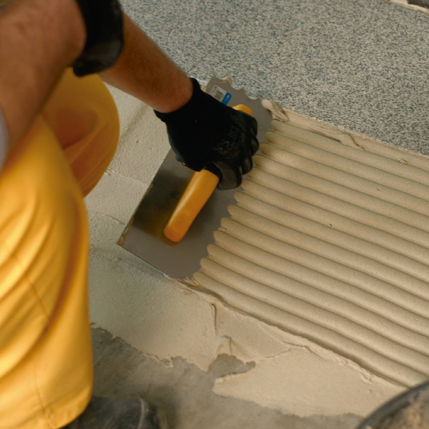 Pegamento blanco para Enchapar Piso sobre Piso Hasta 60x60 Celima-Weber - Imagen 2